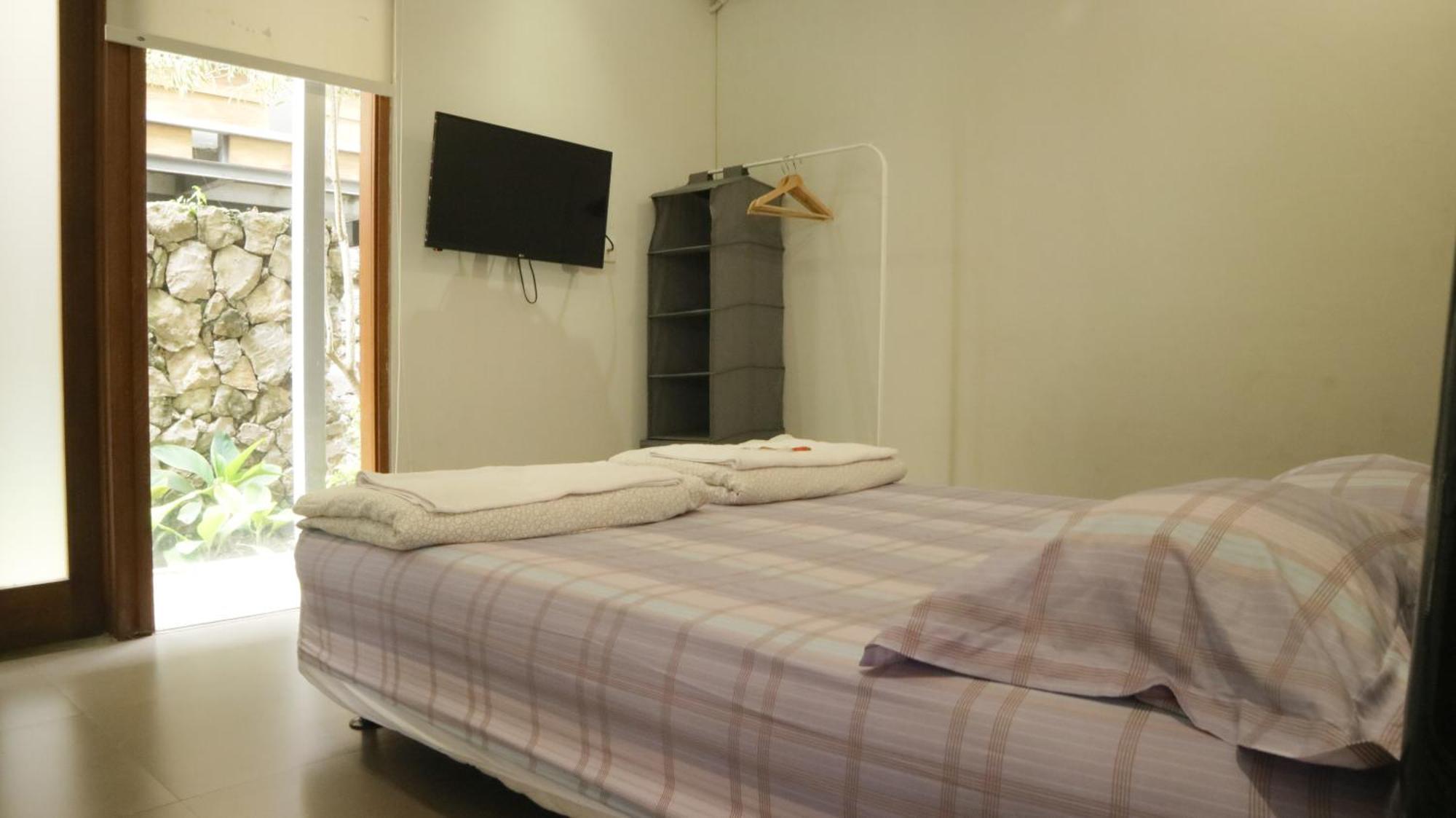 Wisma tamu Proven Living Bandung